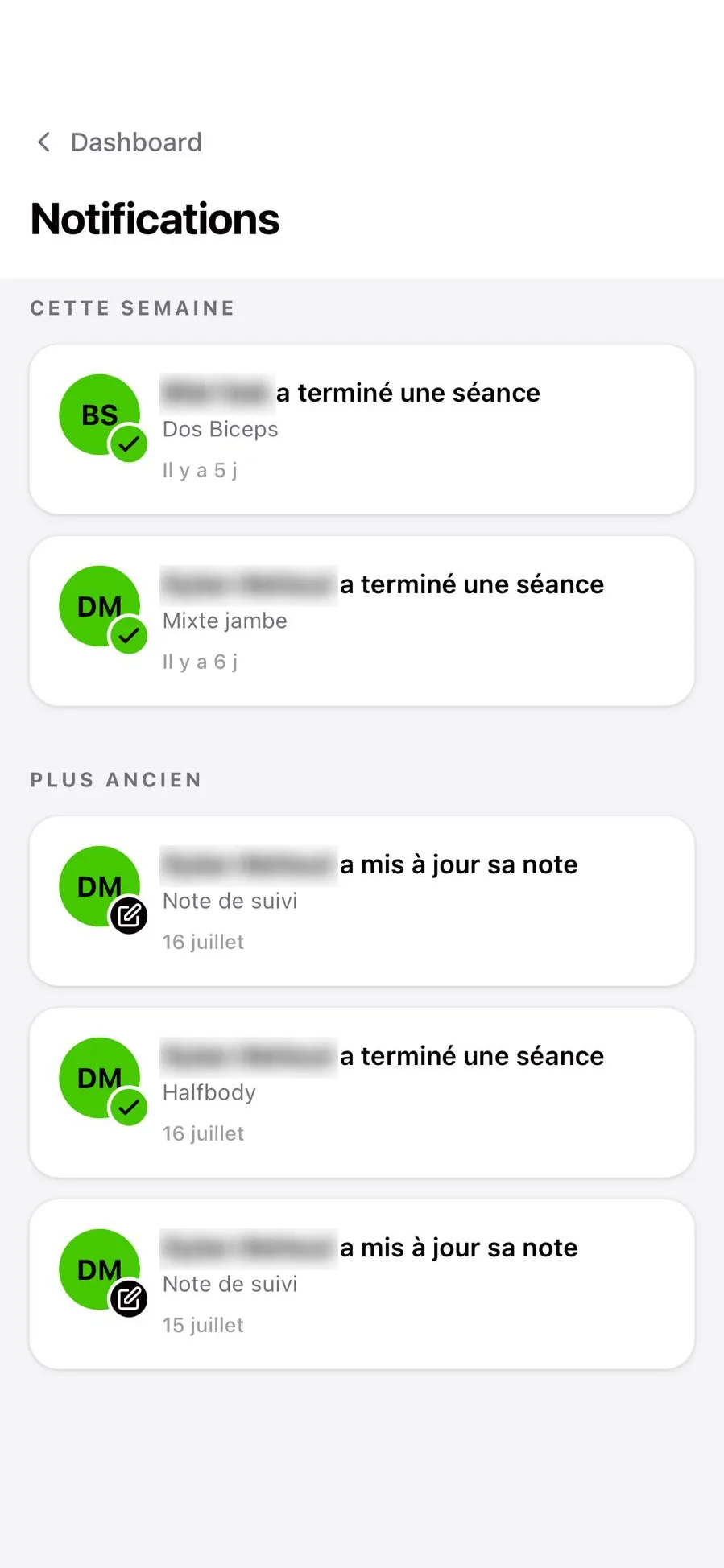 Écran de l’app : les notifications du coach quand ses clients terminent une séance ou mettent à jour leur note