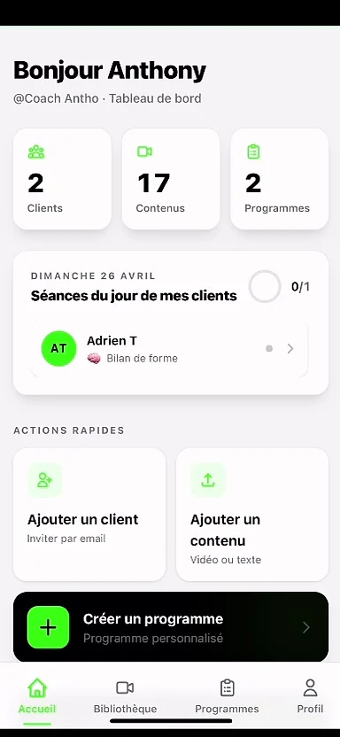 Écran de l’app : le tableau de bord du coach, avec ses clients et les séances du jour