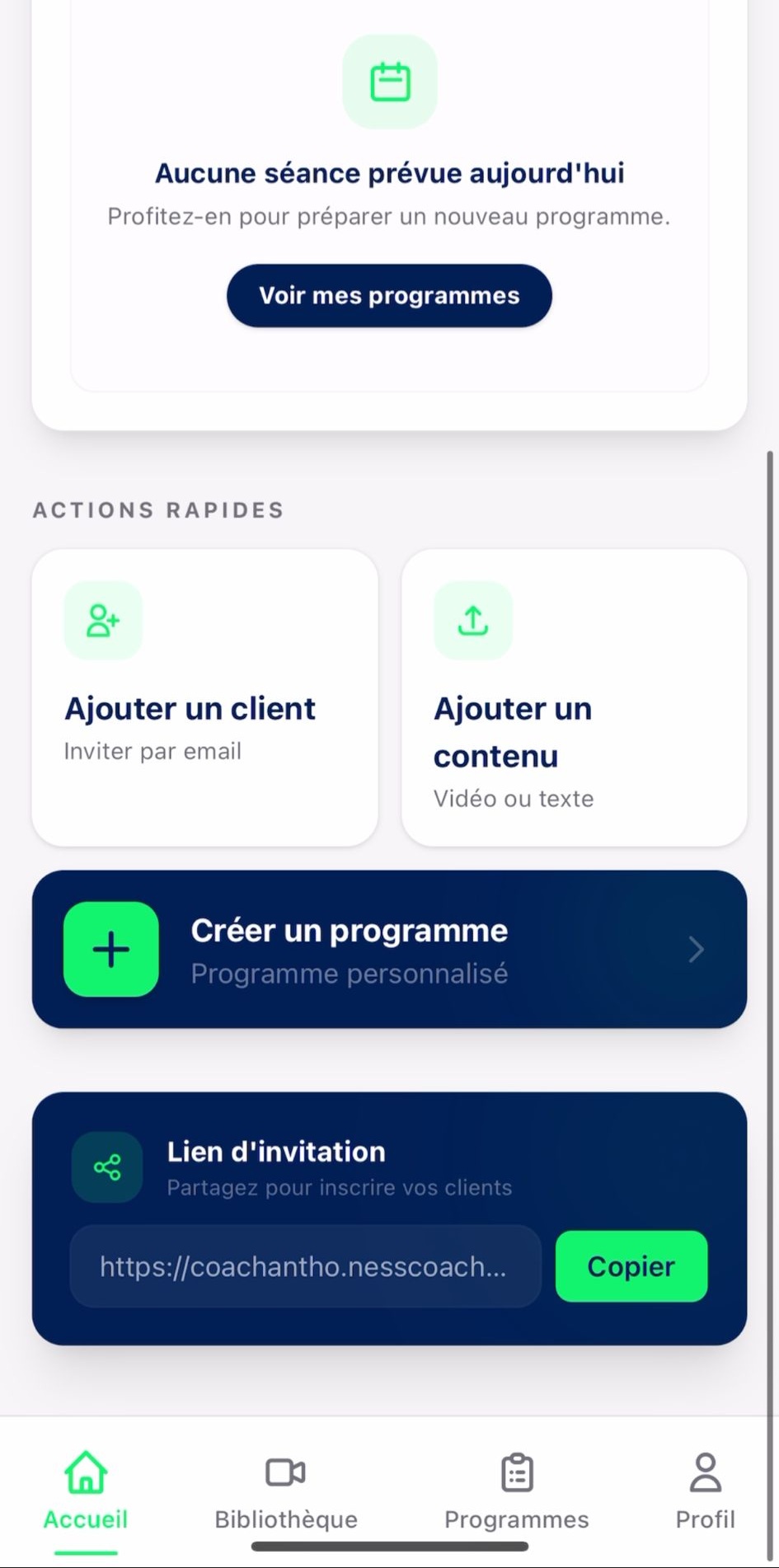 Clique sur le bouton « Copier » à côté de ton lien pour le copier instantanément dans le presse-papier de ton téléphone. Pas besoin de le sélectionner à la main.