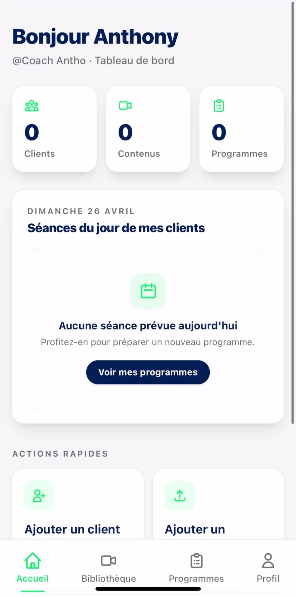 Défile vers le bas du dashboard pour trouver ton lien d'invitation personnel. C'est l'adresse de ton app à ton nom (exemple : @ton_pseudo.nesscoach.fr/).